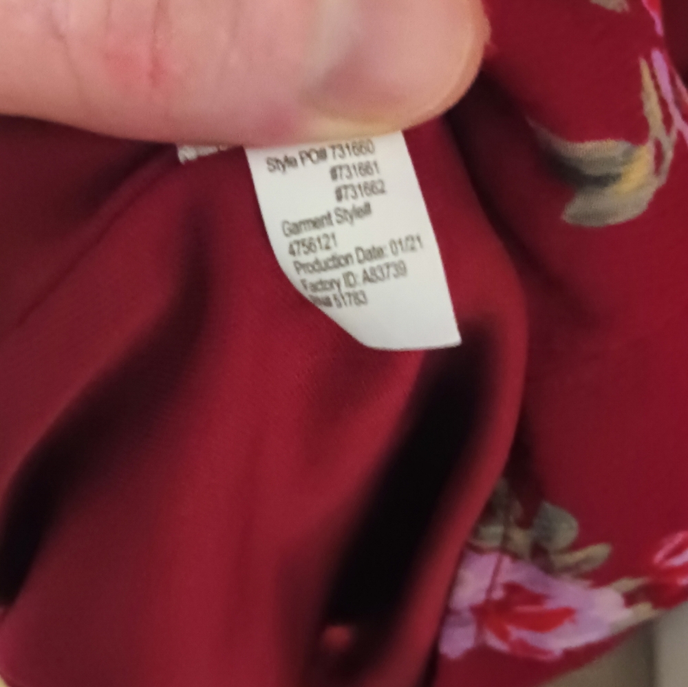 EUC Maurices Women's Burgundy Floral Mesh Ruched Sleeve Wrap Blouse 2X - Picture 8 of 9